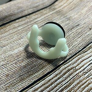 POP SOCKET CAR VENT HOLDER - Glow in the dark